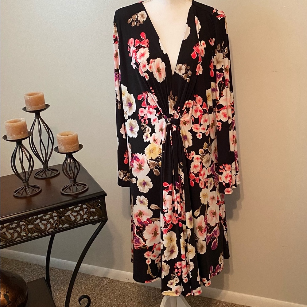 Marc Bouwer long sleeve dress EUC, may be new